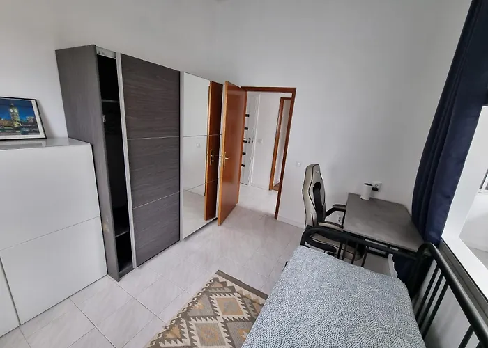 Sunrise Valley アパート マシコ